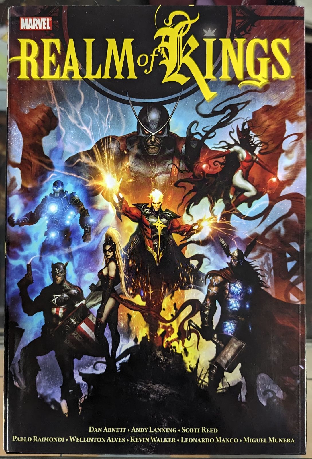 REALM OF KINGS HC | BD Cosmos