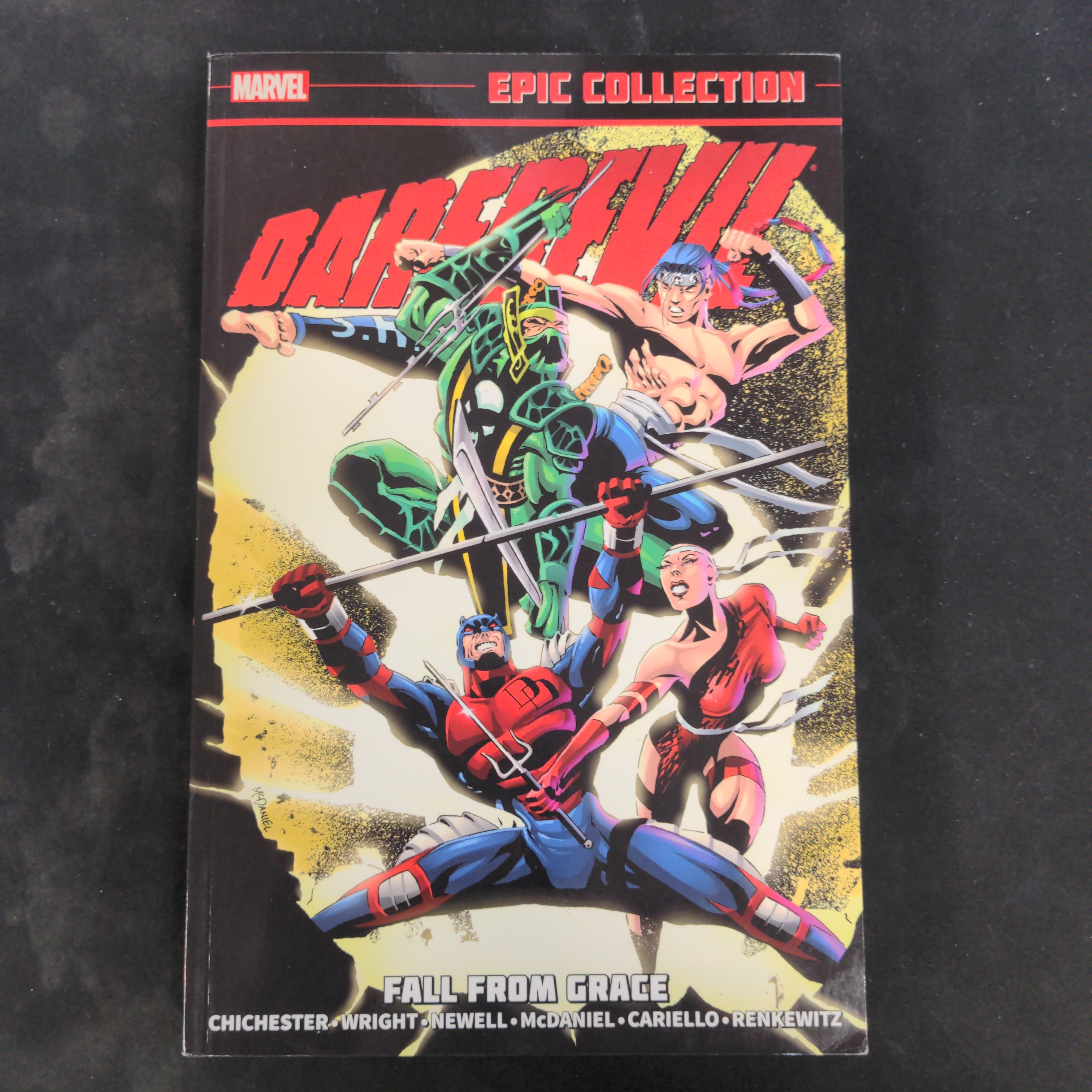Daredevil And Elektra TPB Fall From Grace - USED | BD Cosmos