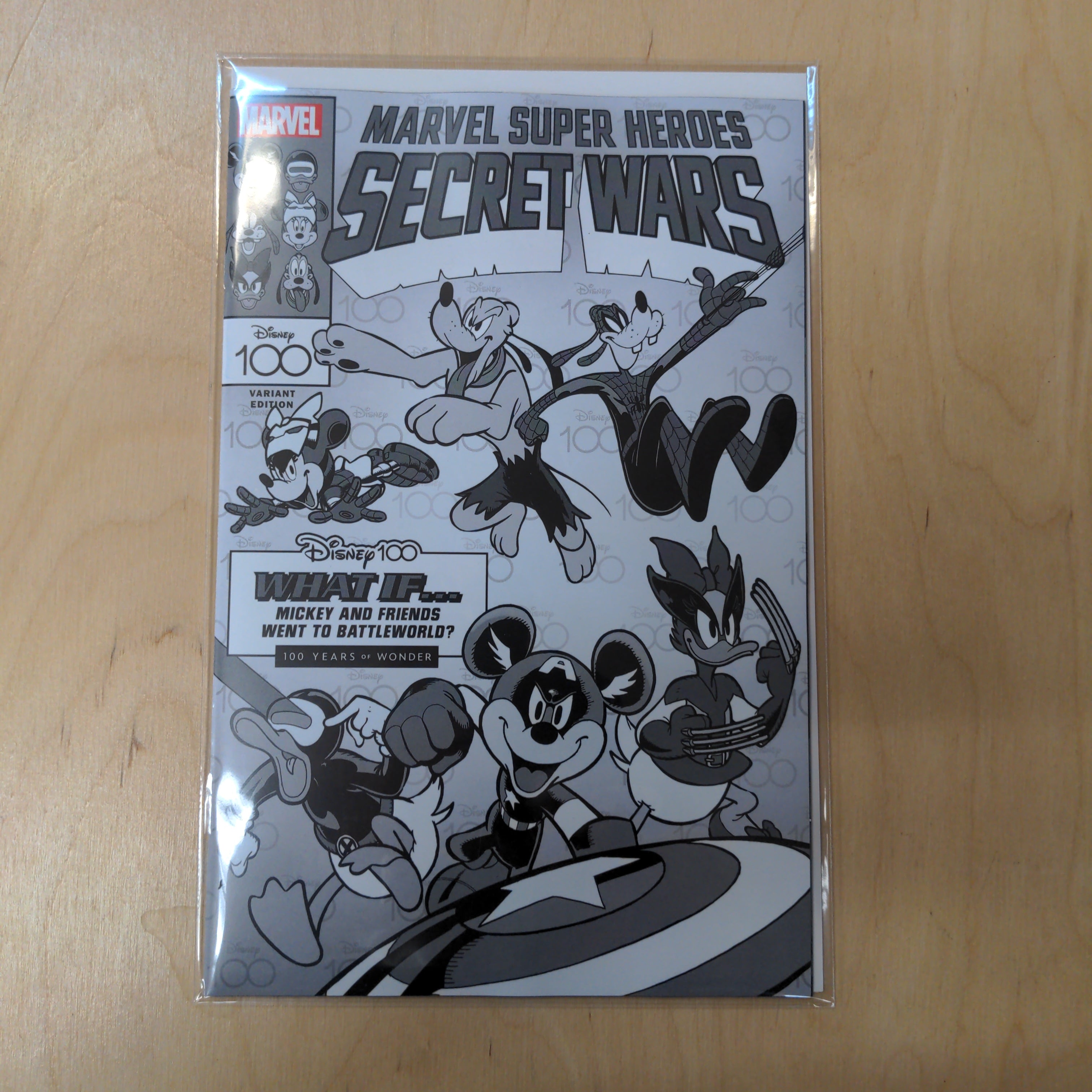 Amazing Spider-Man #37 MARVEL 1:100 Disney100 B&W 11/08/2023 | BD Cosmos