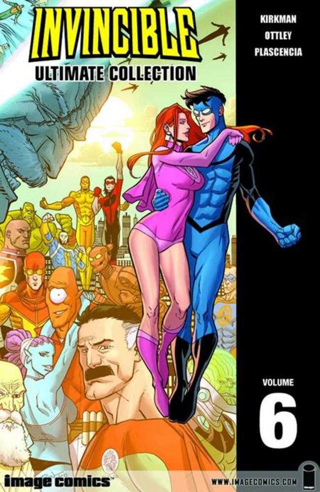 Invincible Hardcover Volume 06 Ultimate Collector's | BD Cosmos