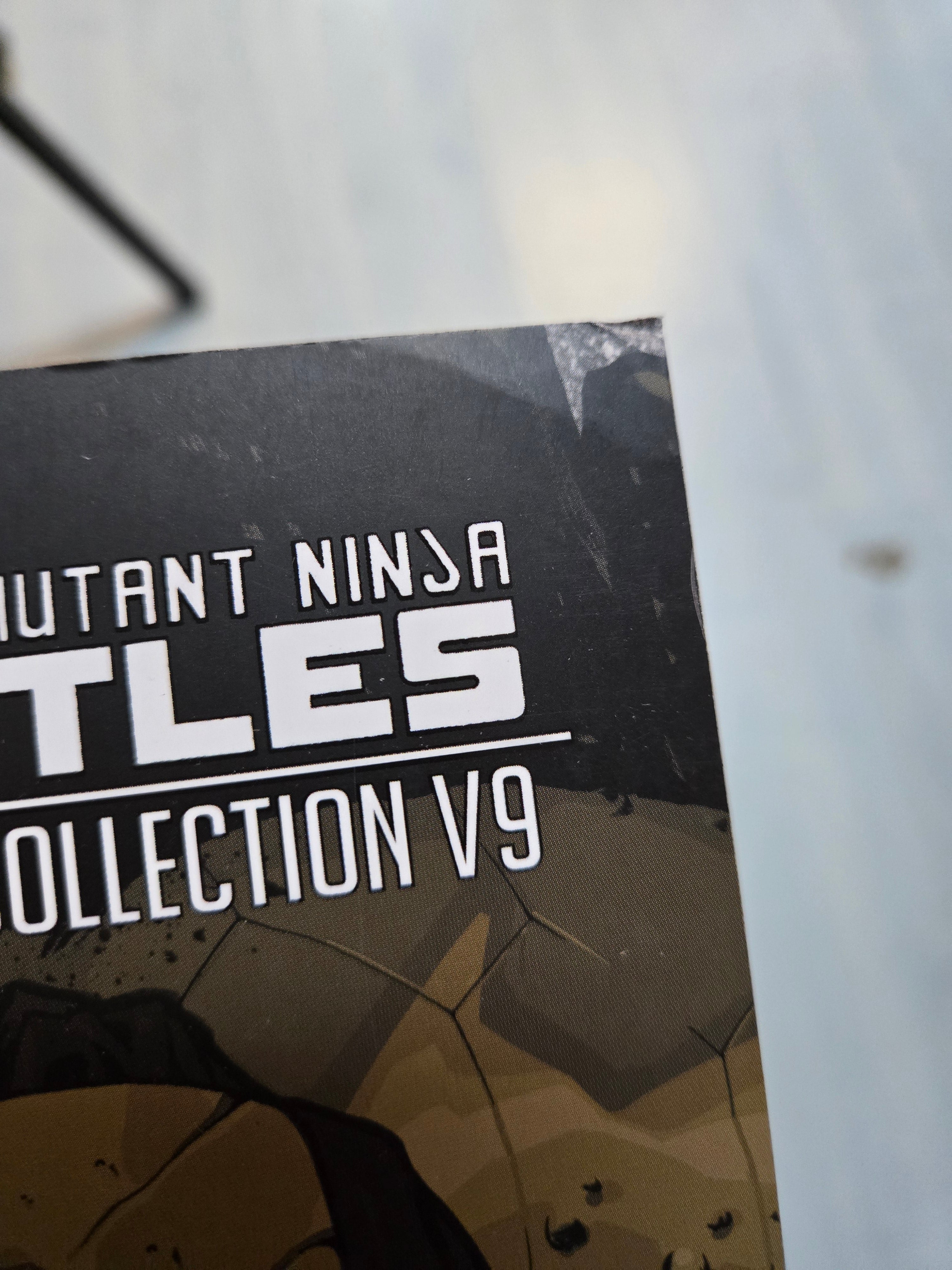 Teenage Mutant Ninja Turtles: The IDW Collection Vol. 9 -DAMAGED | BD Cosmos