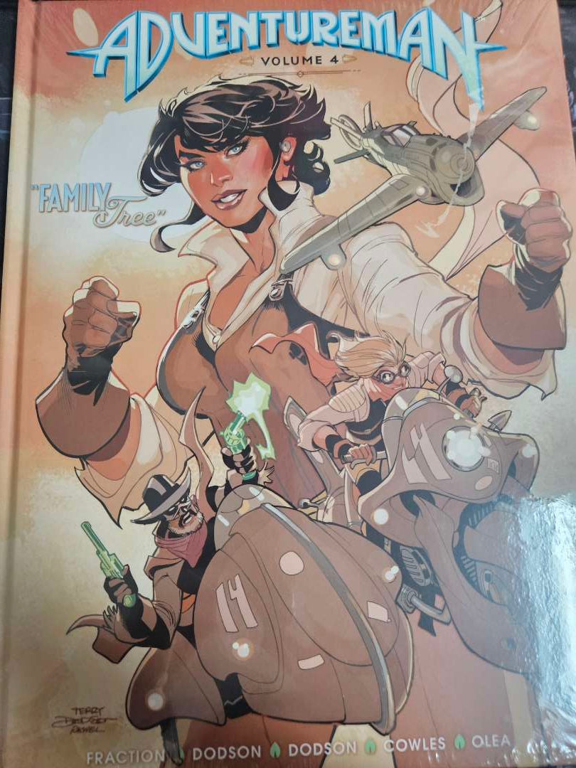 Adventureman HC Family Free Vol 04 - DAMAGE | BD Cosmos