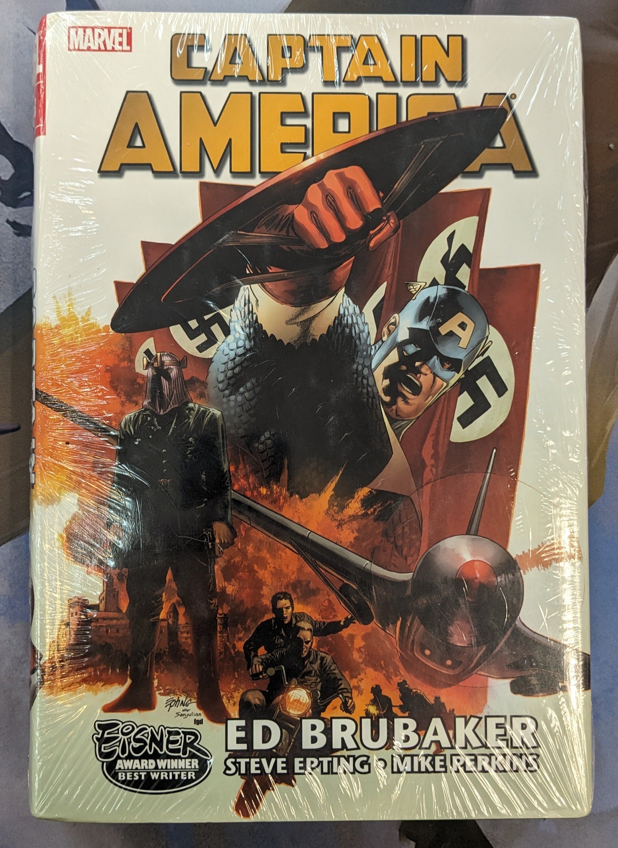 Captain America Brubaker Omnibus Hardcover Vol 1 2007 Printing DM | BD Cosmos