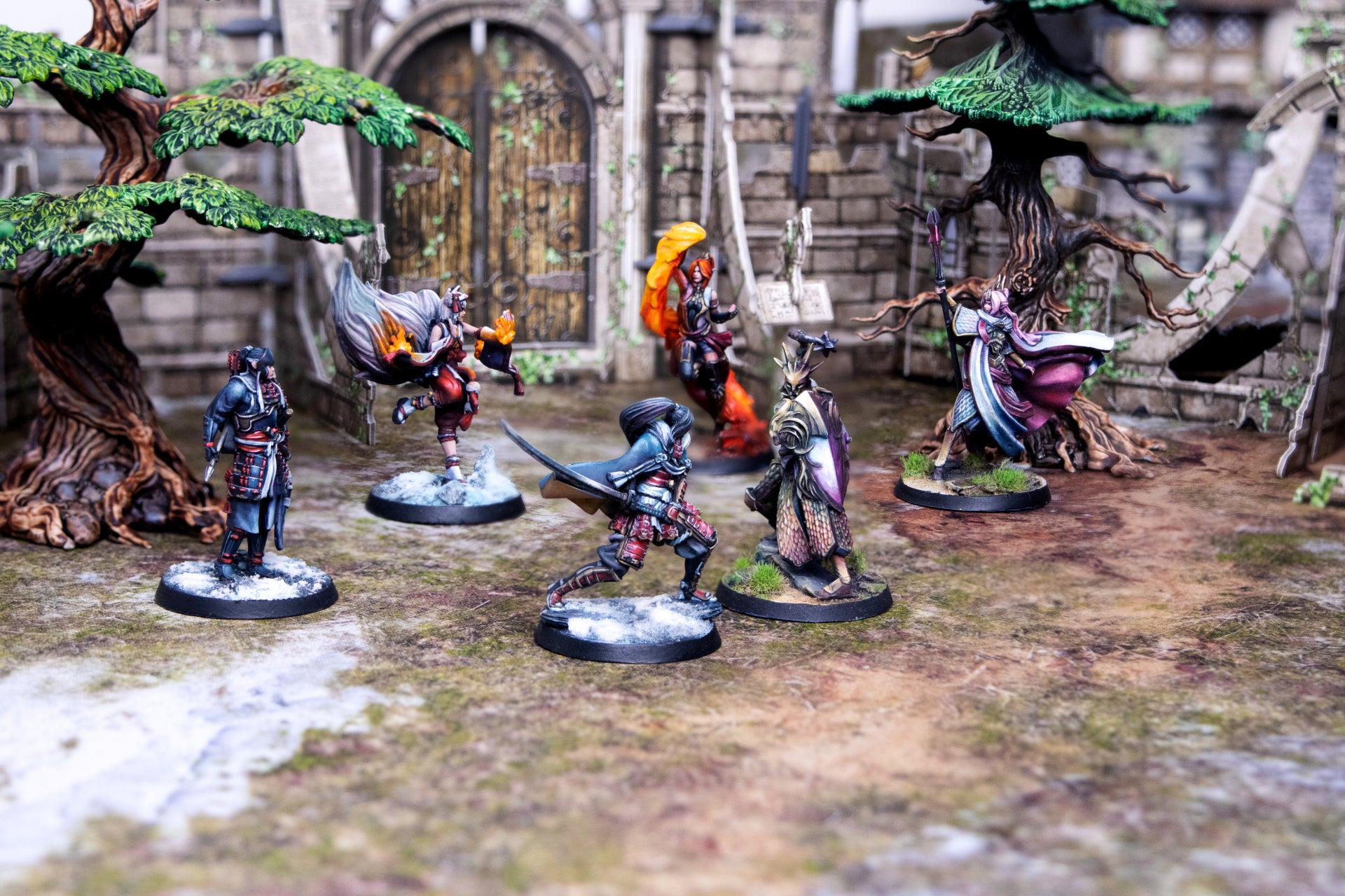 ELDFALL CHRONICLES: TWO-PLAYER STARTER SET - EMPIRE OF SOGA VS HELIAN LEAGUE | BD Cosmos
