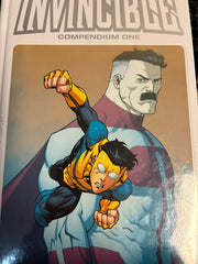 Invincible Compendium Hardcover Vol01 - DAMAGED | BD Cosmos