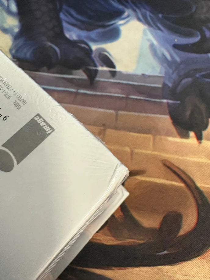 Invincible Compendium Hardcover Vol03 - Damaged | BD Cosmos