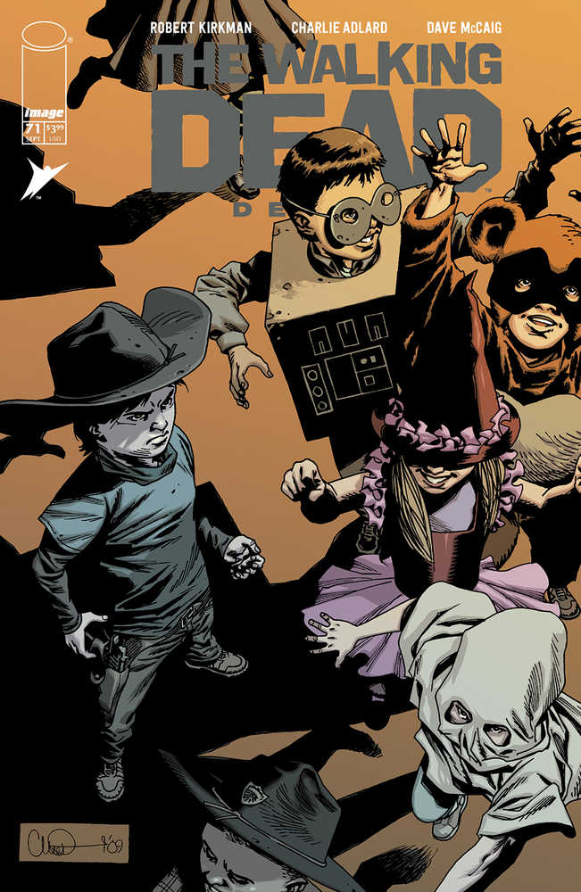 Walking Dead Deluxe #71 Cover B Adlard & Mccaig (Mature) | BD Cosmos