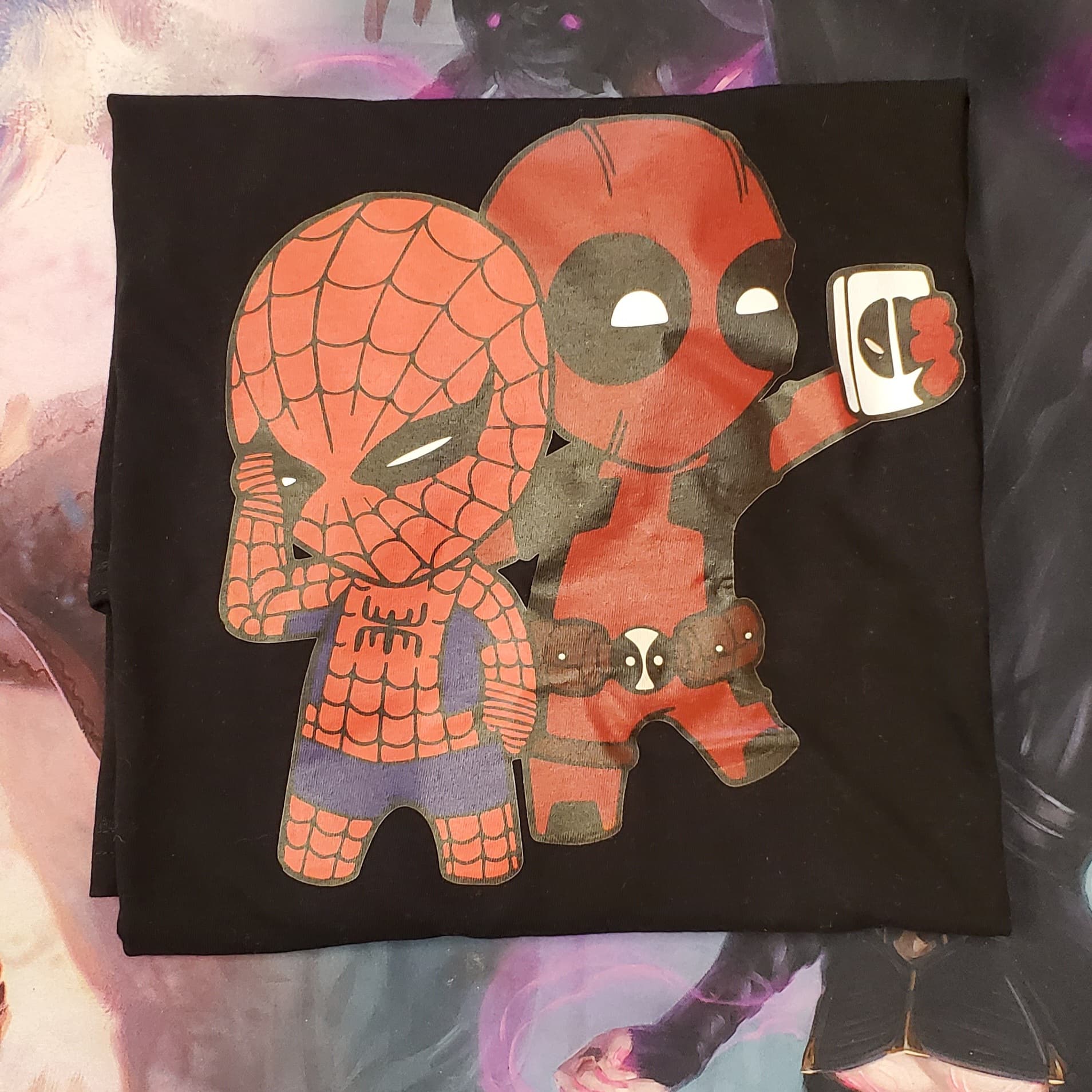 T-SHIRT DEADPOOL SPIDER-MAN CHIBI | BD Cosmos